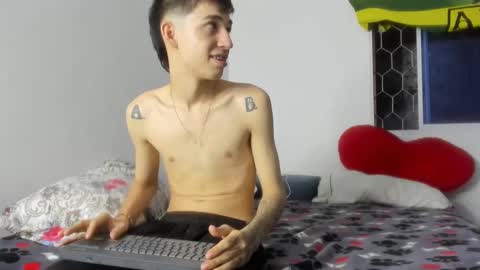 scar y sebas online show from September 2025 04:34:02 AM