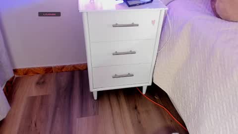 Snapshot of scarlet__hill chatting on December 2024 05:44:01 PM scarlet hill online show from December 2024 05:44:01 PM