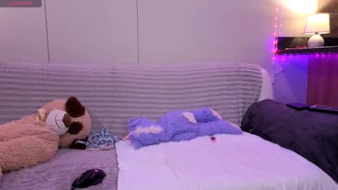 Scarlet Carnal -  online show from December 2025 12:29:01 AM