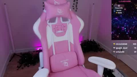 Snapshot of scarlet_cu1e chatting on March 2025 04:10:01 AM scarlet_cu1e online show from March 2025 04:10:01 AM