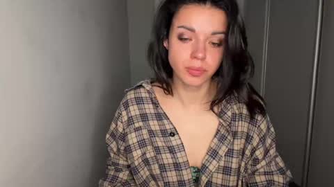 Snapshot of scarlet_daisy_ chatting on May 2026 07:16:02 AM Sophie online show from May 2026 07:16:02 AM