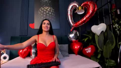 Scarlet Edwars online show from February 2025 07:44:01 PM