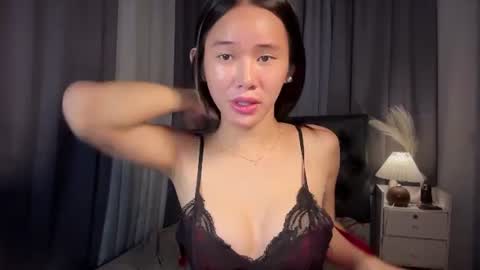 Snapshot of scarlet_hetland chatting on July 2026 10:27:02 PM sweet scarlete online show from July 2026 10:27:02 PM