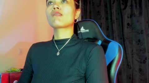 scarlet taylor kennedy online show from November 2025 08:09:01 PM