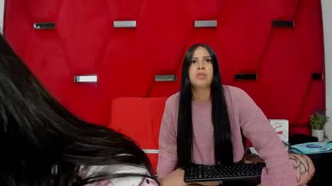 Snapshot of scarlet_rousex69 chatting on October 2025 09:43:02 PM scarlet_rousex69 online show from October 2025 09:43:02 PM