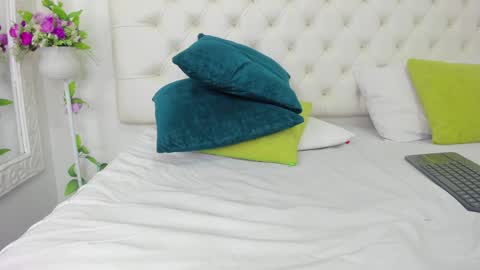 Isa online show from January 2025 05:13:02 PM