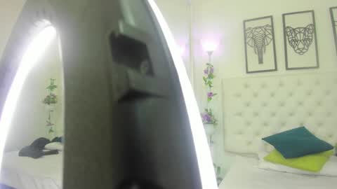 Isa online show from January 2025 10:39:01 AM