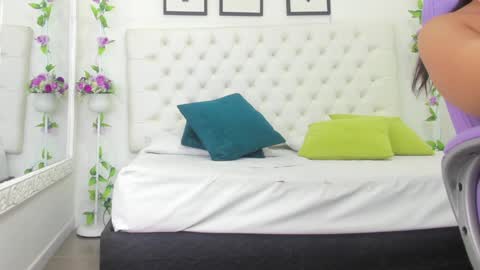 Isa online show from January 2025 11:02:02 AM