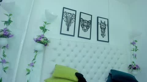 Isa online show from February 2025 11:07:02 AM