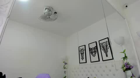 Isa online show from February 2025 11:01:02 AM