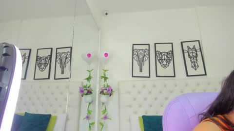 Isa online show from March 2025 11:07:01 AM