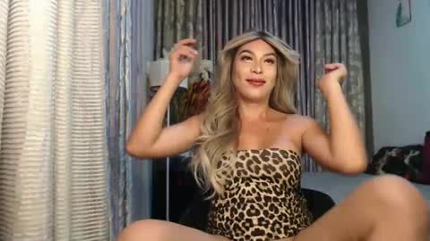 scarlet online show from January 2025 09:34:01 PM