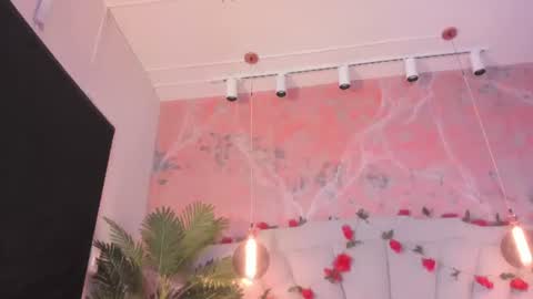 Snapshot of scarletdavis_ chatting on June 2026 12:04:02 PM Scarlet Dayana online show from June 2026 12:04:02 PM