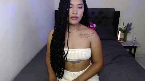 Snapshot of scarletfox23 chatting on September 2025 09:20:01 PM Scarlet Fox online show from September 2025 09:20:01 PM