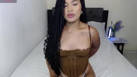 Snapshot of scarletfox23 chatting on October 2025 11:12:02 PM Scarlet Fox online show from October 2025 11:12:02 PM