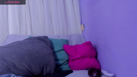 Snapshot of scarleth_blonde chatting on January 2025 01:42:02 AM SCARLETH online show from January 2025 01:42:02 AM