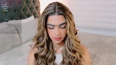 scarleth_sweety online show from November 2025 01:59:01 AM