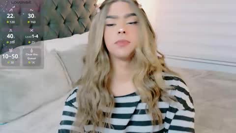 scarleth_sweety online show from November 2025 02:42:02 AM