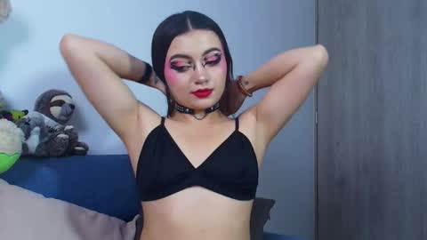 Scarlet online show from March 2026 03:12:02 PM