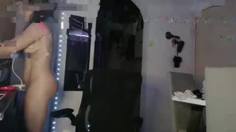 scarletmoons online show from March 2026 07:25:01 AM