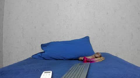 Snapshot of scarlett646 chatting on September 2025 03:10:02 AM Scarlett 3 online show from September 2025 03:10:02 AM