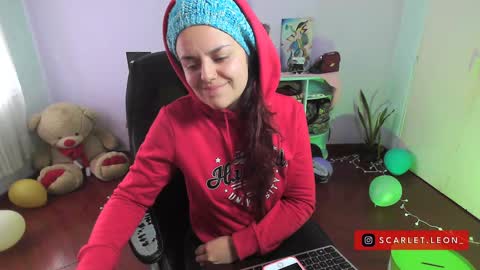 Snapshot of scarlett77_ chatting on December 2024 06:53:01 PM Scarletland welcome online show from December 2024 06:53:01 PM