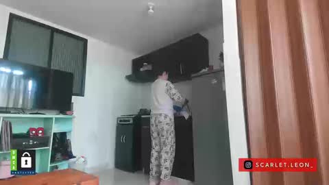 Snapshot of scarlett77_ chatting on September 2025 03:34:01 PM Scarletland welcome online show from September 2025 03:34:01 PM