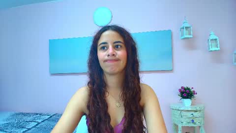 Snapshot of scarlett_clyde chatting on July 2026 12:43:01 PM Scarlett online show from July 2026 12:43:01 PM