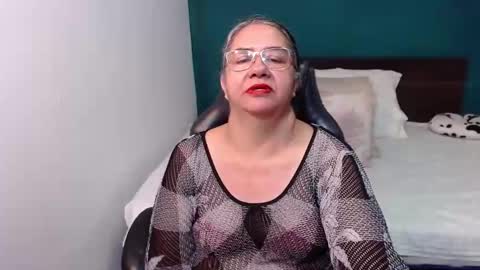 Scarlett  online show from November 2025 01:27:01 AM