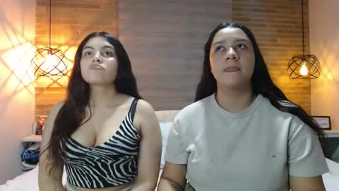 Scarlett and Jazmin online show from December 2025 09:18:01 AM