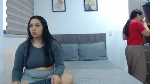 Snapshot of scarlett_evance chatting on May 2026 11:07:01 AM Scarlett and Jazmin online show from May 2026 11:07:01 AM
