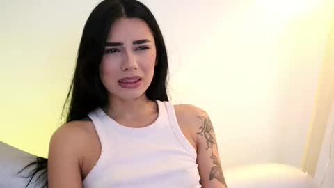 Lauren Scarlett online show from October 2025 08:40:02 PM