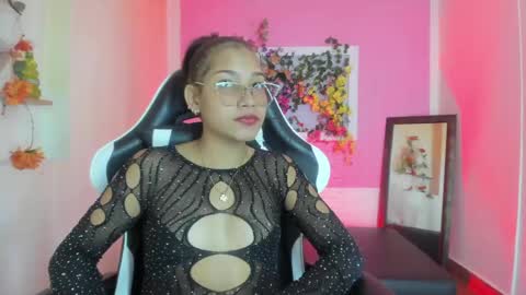 scarlett_lune online show from May 2026 07:11:02 PM
