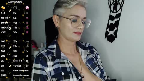 Scarlett online show from January 2025 11:10:02 PM
