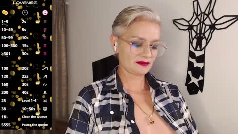 Scarlett online show from January 2025 11:46:01 PM