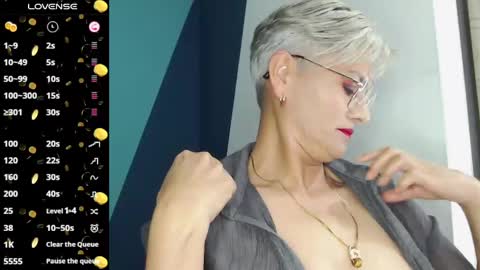Scarlett online show from February 2025 11:44:02 PM