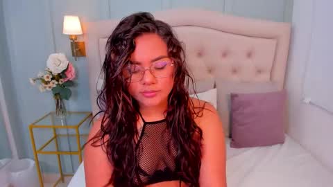 Snapshot of scarlett_rouss_ chatting on September 2025 09:29:02 PM Scarlett online show from September 2025 09:29:02 PM
