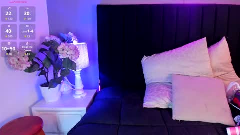 Scarlett online show from April 2026 03:44:02 AM