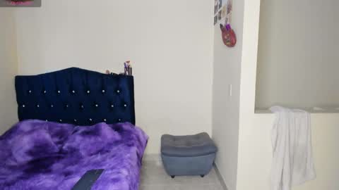 scarlett_tommy online show from December 2024 09:30:02 PM