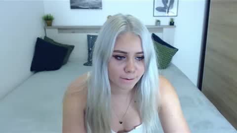Snapshot of scarlettblue22 chatting on September 2025 08:47:02 PM Hi there guys My pleasure in your hands pvt is open online show from September 2025 08:47:02 PM