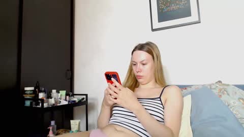 Snapshot of scarlettford chatting on February 2026 07:40:01 AM Scarlett online show from February 2026 07:40:01 AM