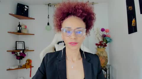 Snapshot of scarlettmalbec chatting on December 2024 11:18:02 PM Scarlett online show from December 2024 11:18:02 PM
