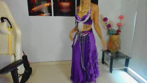 Scarlett online show from October 2025 09:49:02 PM