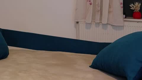 ScarlettNoirr online show from November 2025 08:00:01 PM