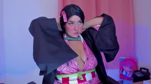 chloe online show from January 2025 04:55:01 AM