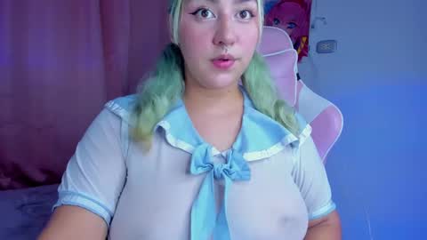 chloe online show from January 2025 04:36:02 AM