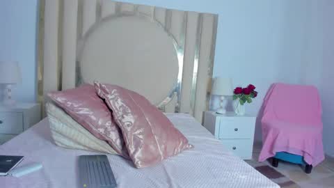 Scarlett Ross  online show from January 2025 02:57:01 PM