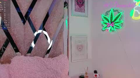 Scarlett  online show from December 2025 10:03:01 PM