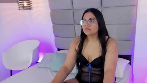 Snapshot of scarlettwhitmore chatting on September 2025 03:32:01 AM Scarlett Whitmore online show from September 2025 03:32:01 AM