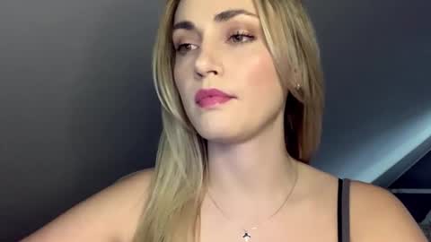 ScarlettxBlonde online show from April 2026 03:47:01 PM